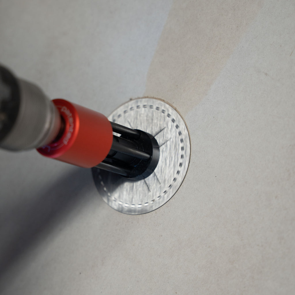 Lochrandversenker im Einsatz – saubere Kante für Dosenbohrungen